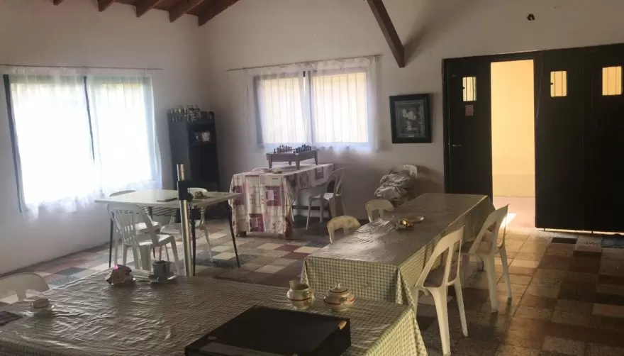 La historia de Claudia Miceli: La mujer que le volvió a dar vida a La Casona del Argentino Juvenil Club de City Bell