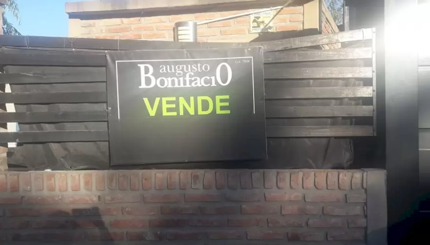 Familia de El Rincón pone en venta su casa tras recibir reiteradas amenazas e intentos de usurpación