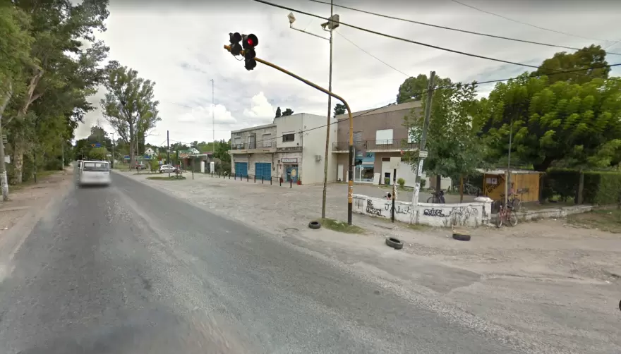 Corte en Camino Belgrano y 426 por el recorte de alimentos para las familias de El Rincón