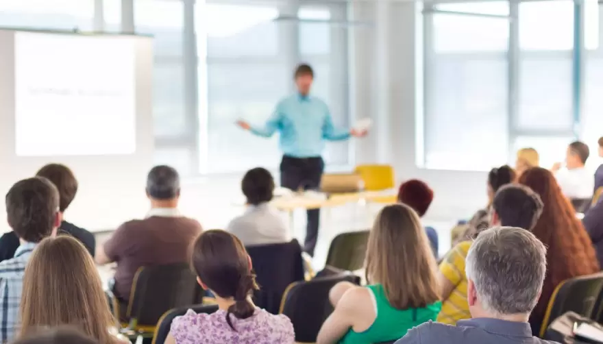 Charla informativa sobre seguridad en City Bell