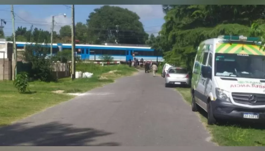 Gonnet: Un joven se tiró a las vías del tren y perdió las dos piernas