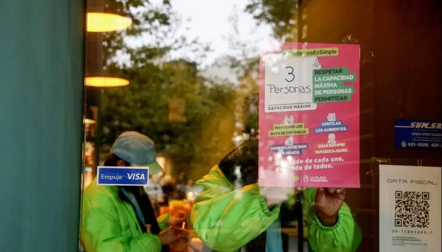 Comerciantes de City Bell en vilo: "No resistimos otro cierre, sería el final para muchos"