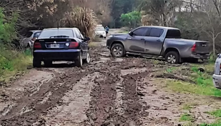 Llueve sobre mojado en El Rincón: Denuncian caminos intransitables