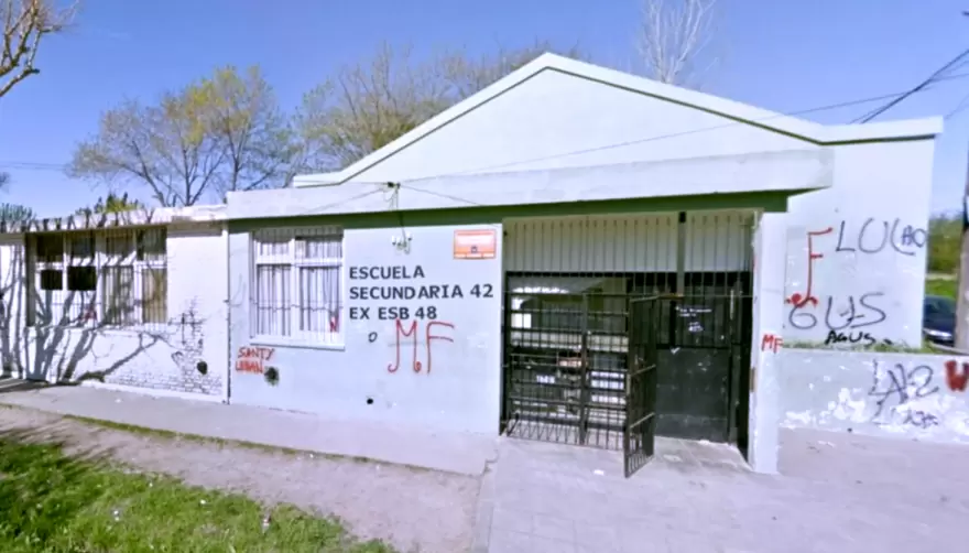 City Bell: 2 Escuelas se movilizan por urgentes mejoras edilicias