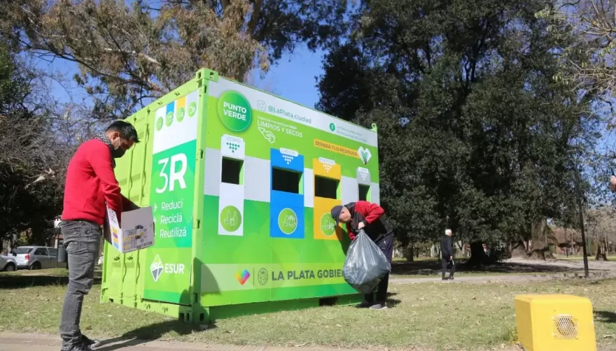 Nuevo "Punto Verde" de reciclado en la Plaza Castells de Villa Elisa