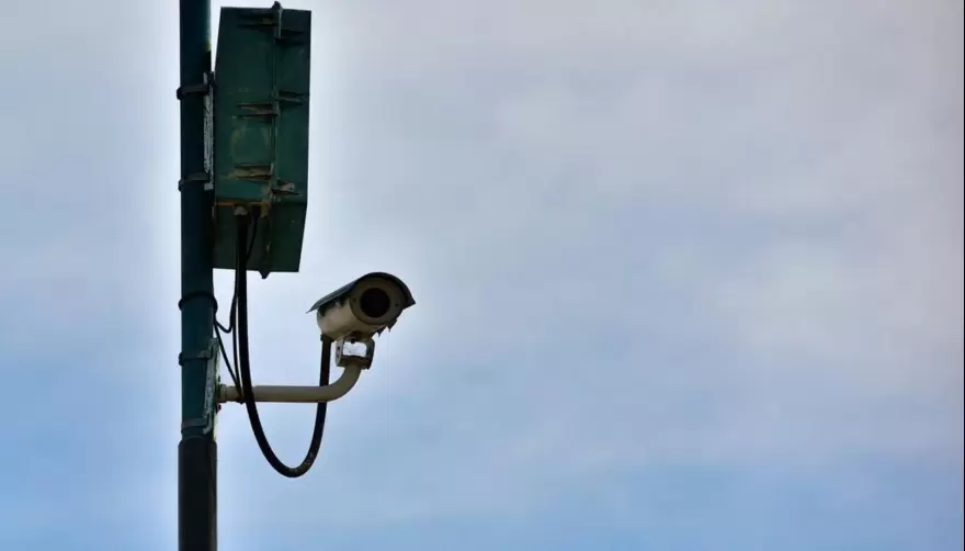 ¿Cuándo y cómo? Anuncian fotomultas para ordenar el tránsito vehicular