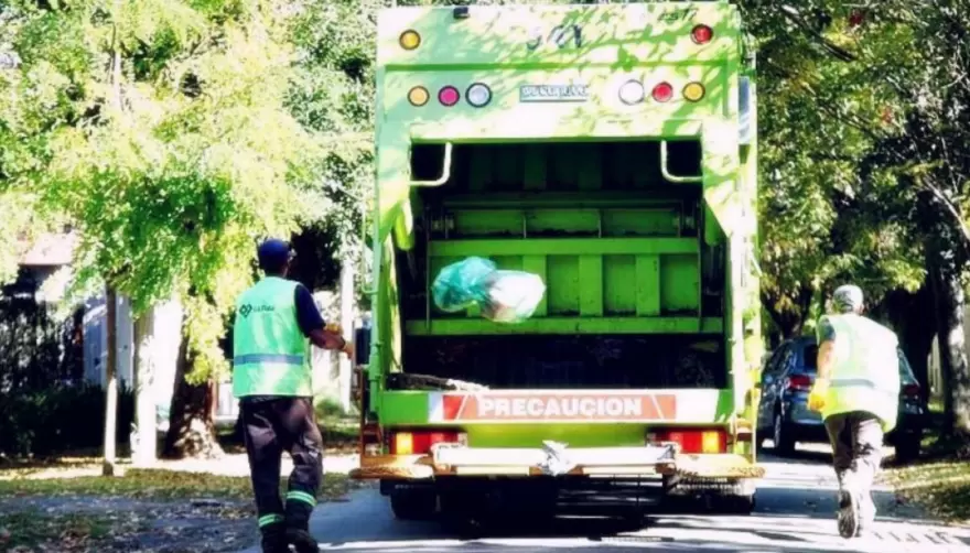Campaña en Arturo Seguí por falta de control y recolección de residuos