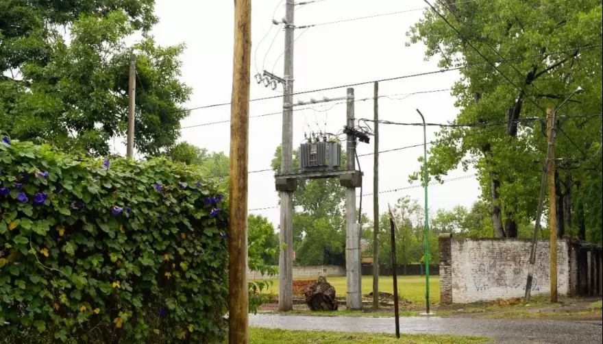 Villa Elisa: EDELAP aumentó la capacidad de su red eléctrica para mejorar el servicio