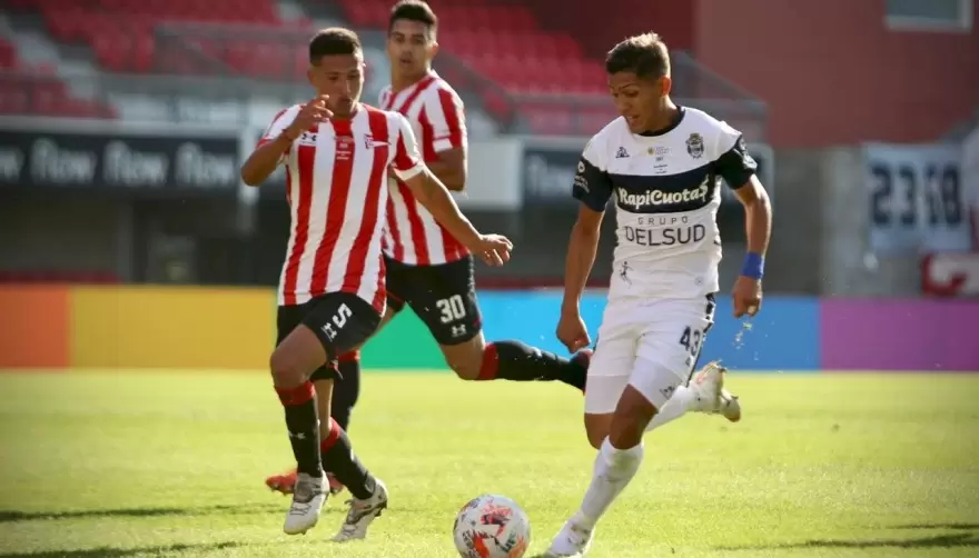 En City Bell: Confirman pantalla gigante para ver el Clásico Platense
