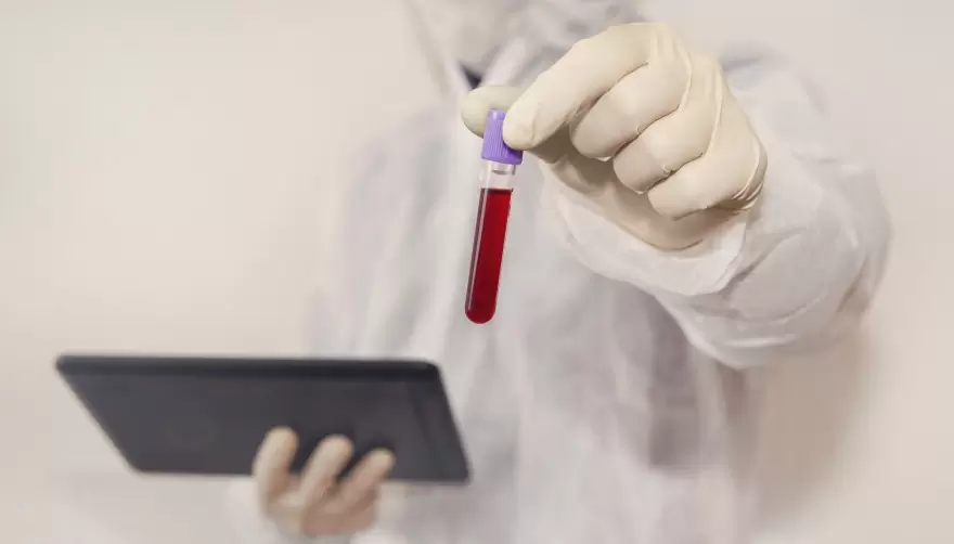 Bronca en Villa Elisa por falta de test de HIV: ¿Se agotaron en un día?