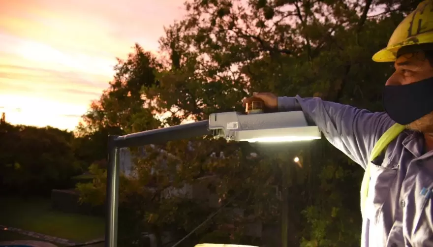 ¿En qué calles? Nuevas luces LED en Gorina, Gonnet, City Bell y Savoia