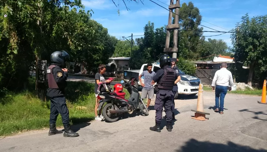 City Bell: Refuerzan controles vehiculares por la inseguridad
