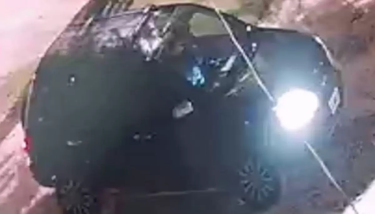Video: Alerta en City Bell por ladrones al acecho en una Ford Eco Sport