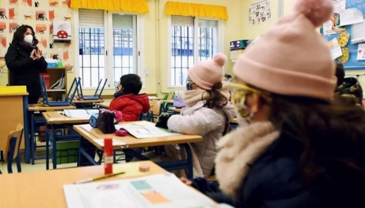 En City Bell se va terminado el invierno y una de sus escuelas sigue sin gas