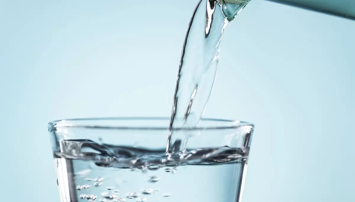 De locos: Llega el calor, escasea el agua pero ABSA aumenta el servicio
