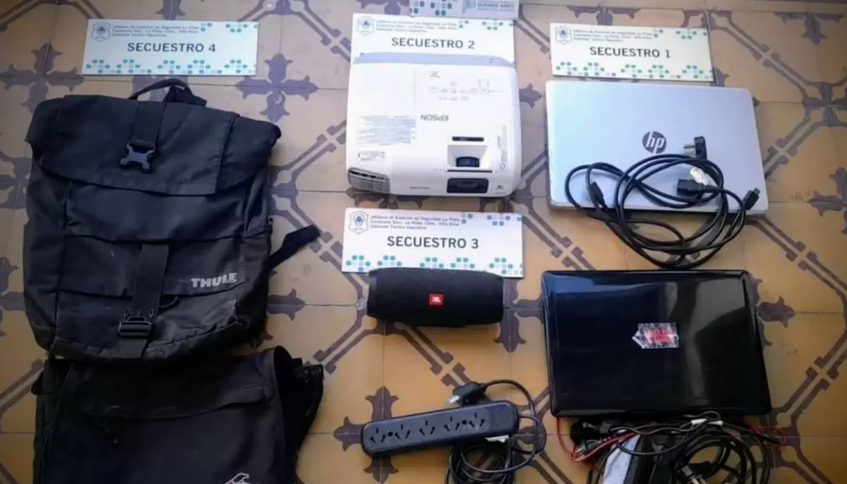 Fuga y detención en Villa Elisa: 2 delincuentes atrapados tras asaltar una casa
