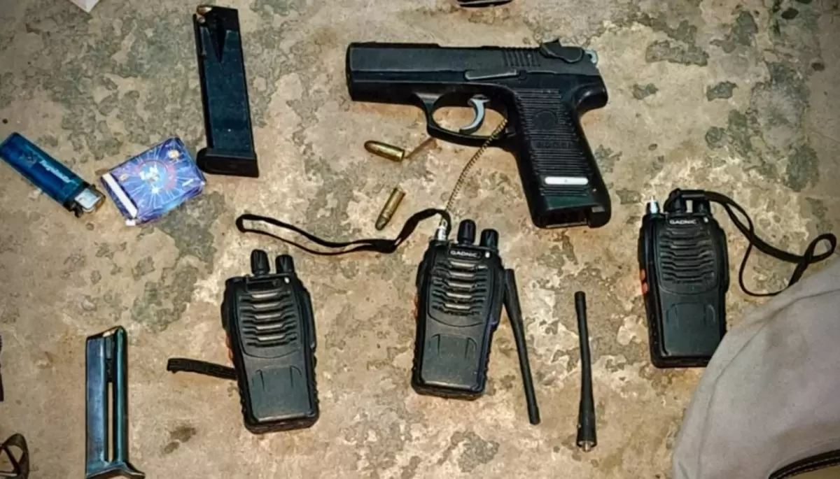 Villa Elisa al límite: Festejos, tiros, allanamientos, drogas, armas, 2 detenidos y 1 prófugo