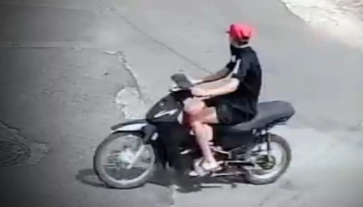 Video: Así atacó un motochorro en Gonnet a plena luz del día