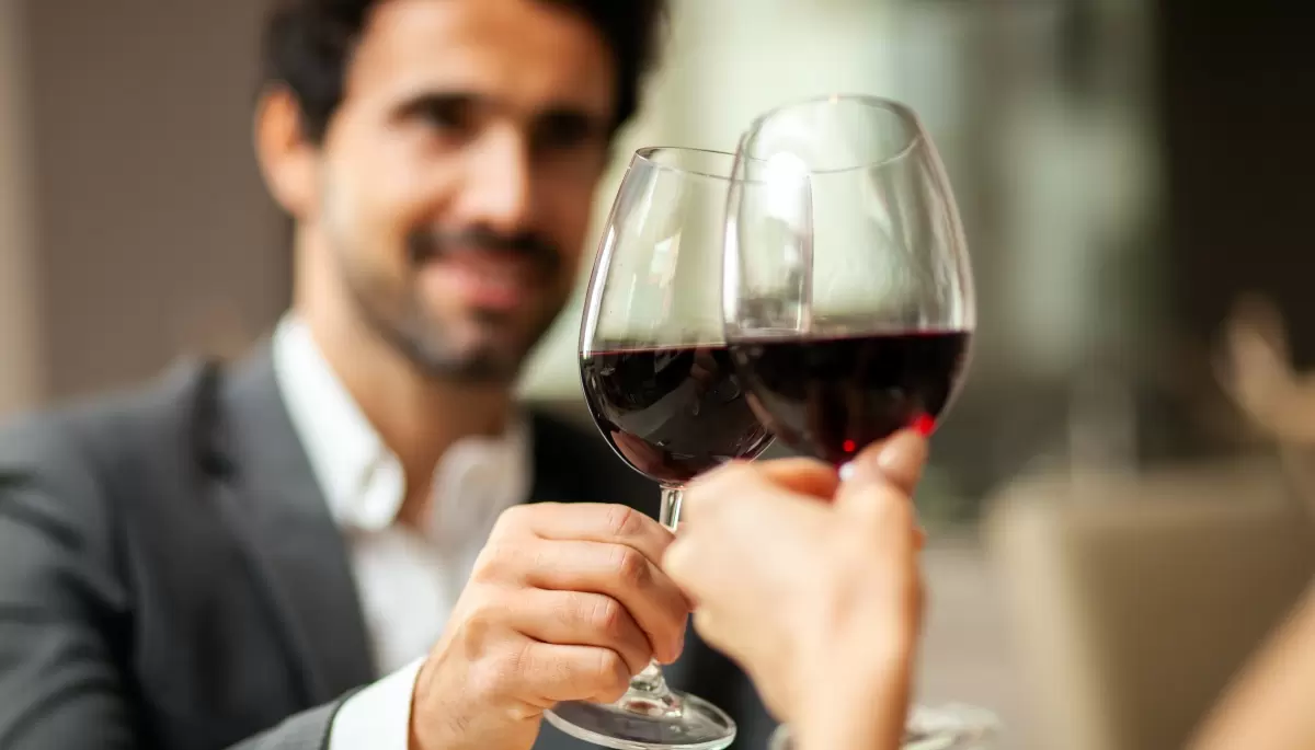 🍇 Arte y vino en City Bell: ¿Qué bodegas y artistas serán parte de Uvas Lab Sunset Experience?