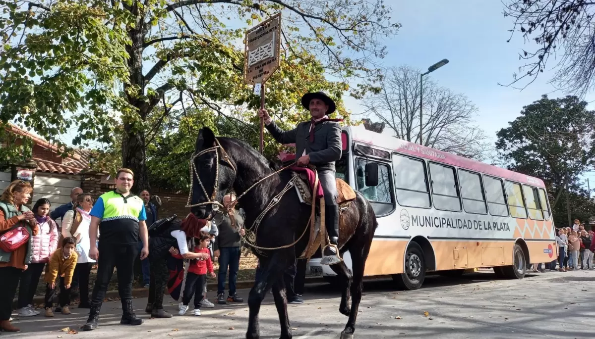 🎂 City Bell vivió una multitudinaria fiesta por su 109° Aniversario