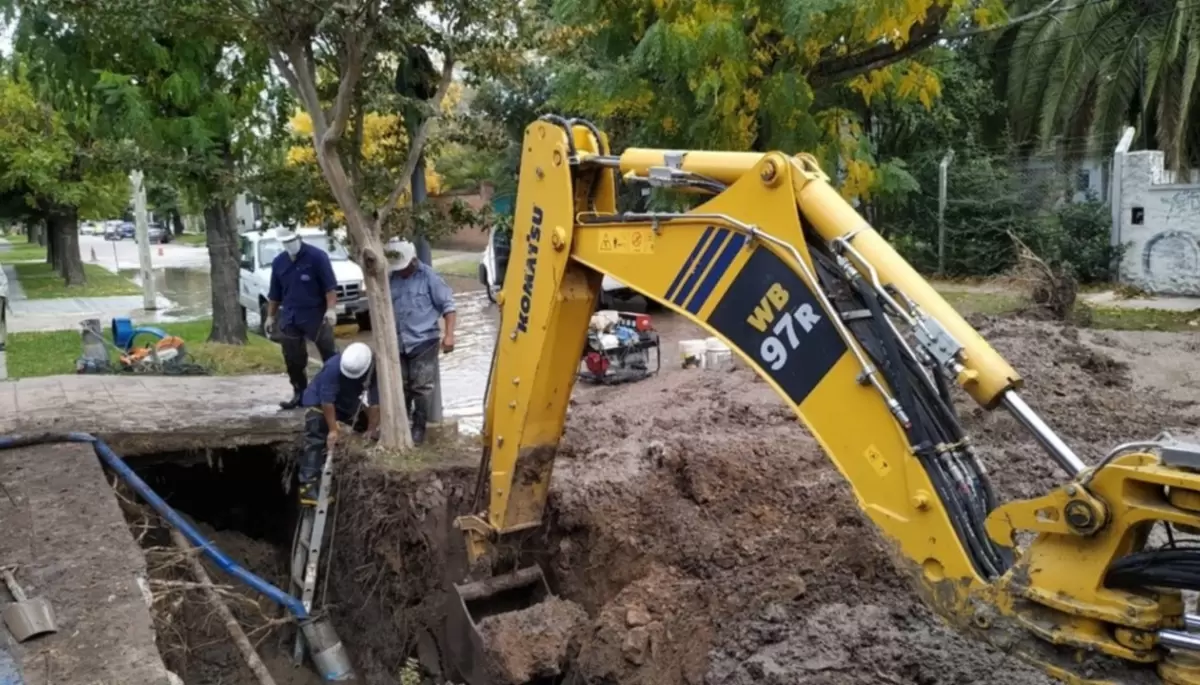 💦 Nueva inversión millonaria en City Bell y Gonnet promete terminar con el problema de agua de ABSA