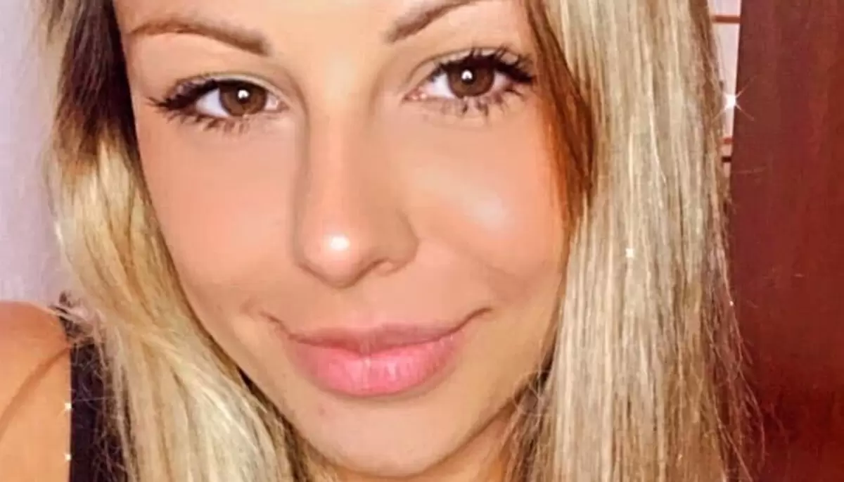 🔴 Una joven de City Bell murió en Kosovo y acusan a su pareja de arrojarla por un balcón