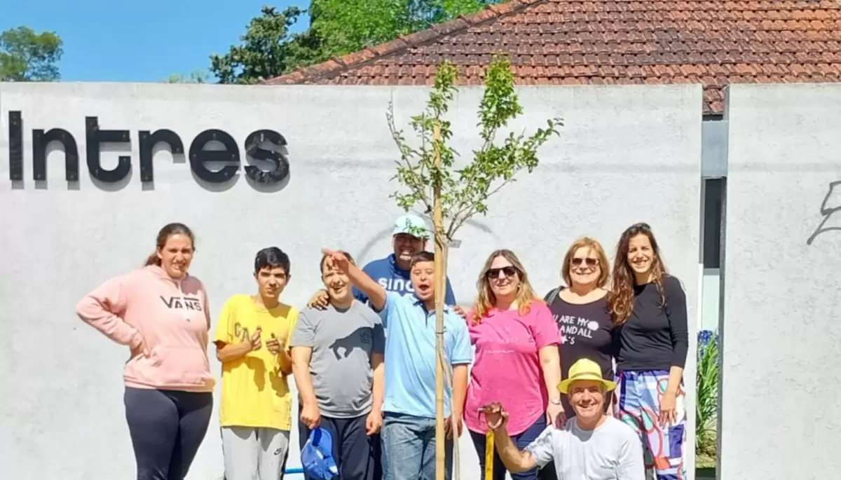 🌳 Un árbol cada año: El Rotary Club Gonnet avanza con su campaña ambiental