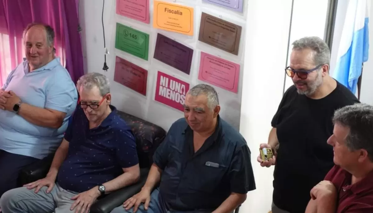 📻 Radio Club City Bell: Fin de año, cena, brindis y nuevas autoridades