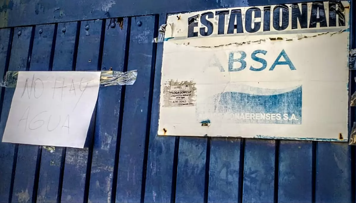 💦 No hay agua en Gonnet: Vecinos arden nuevamente contra ABSA
