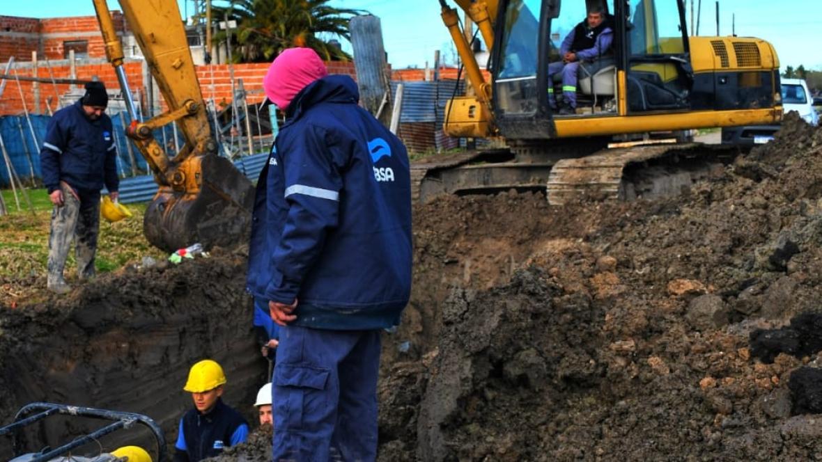 💦 City Bell, Gonnet y Villa Castells: Alak firmó contrato con ABSA para iniciar una obra clave