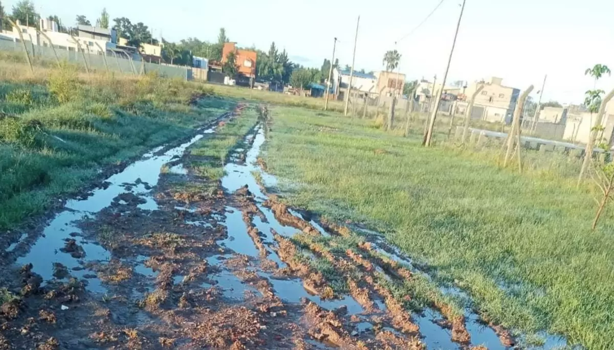 🔴 ¿Qué barrio de City Bell reclama zanjeo y mejoramiento de calles a la Municipalidad?