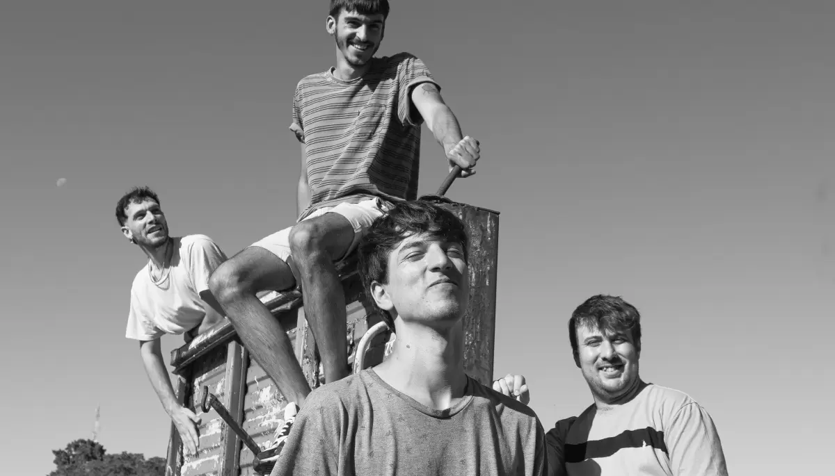 📀 Buendía: La banda de Villa Elisa presenta "Superhecho" su último álbum