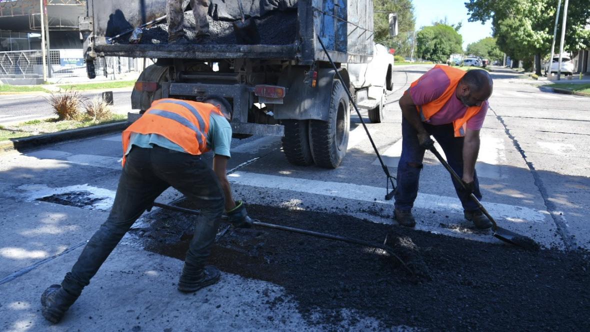 🚧 Por fin: Anuncian bacheos en City Bell y Gonnet tras 6 meses de espera