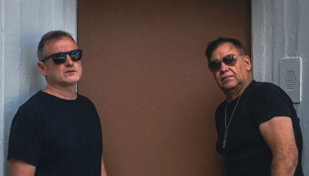 🎸 Fusionaron sus pasiones y lanzaron un disco desde City Bell: Conociendo "Road-Raggio"