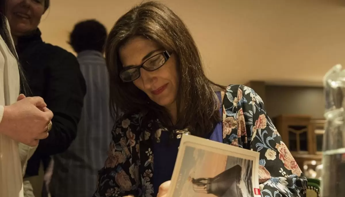 ✍️ Noche de letras en City Bell con las escritoras Natalia Brandi y Alejandra Kamiya