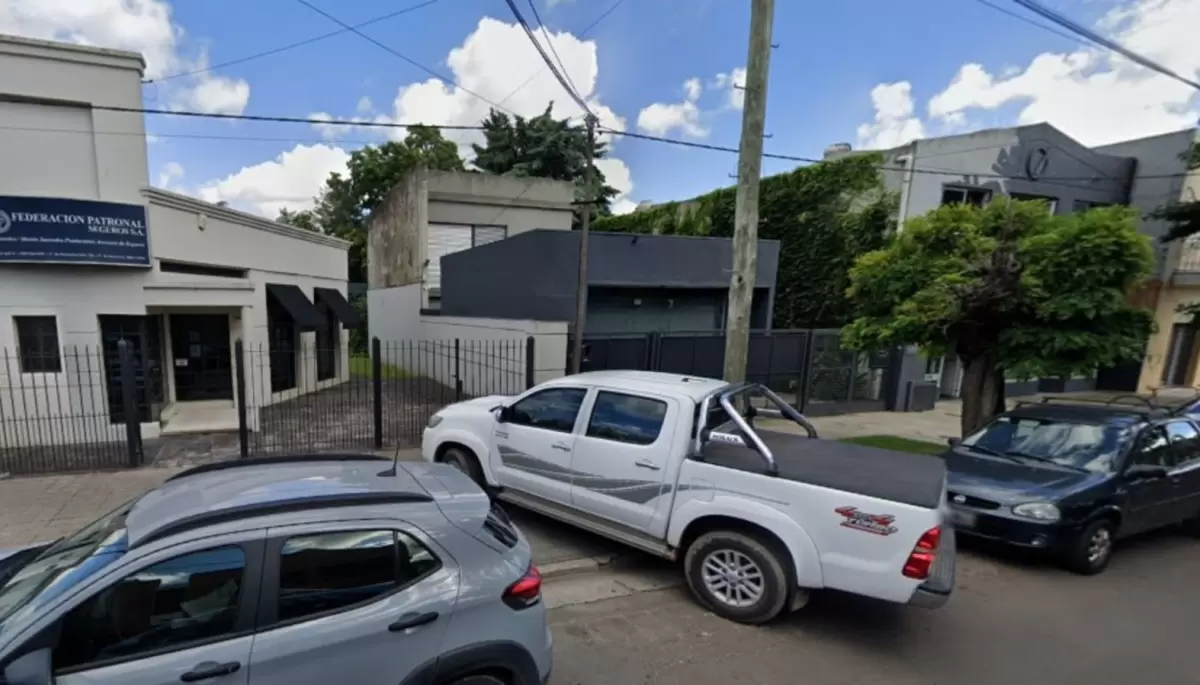 🚔 City Bell: Ladrones vaciaron 2 oficinas en Cantilo