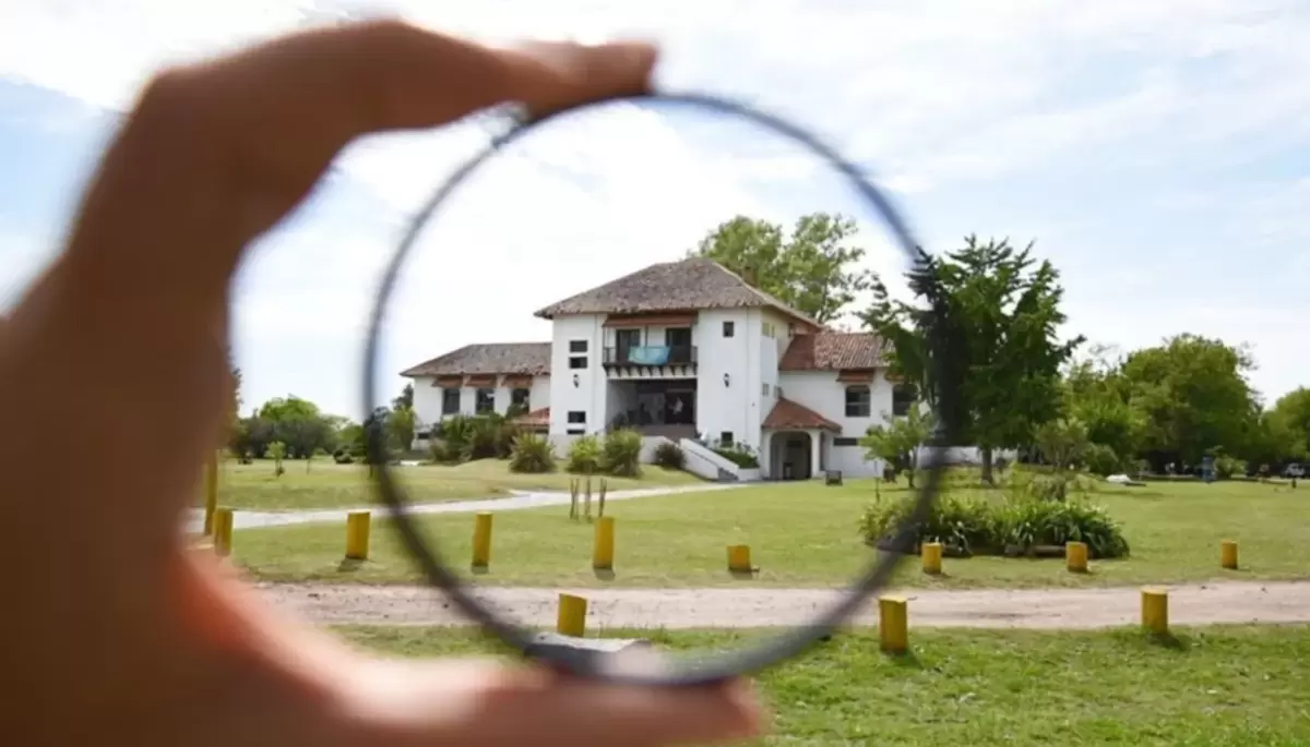 📱 Encontraron un celular en el Parque Ecológico de Villa Elisa y buscan al dueño