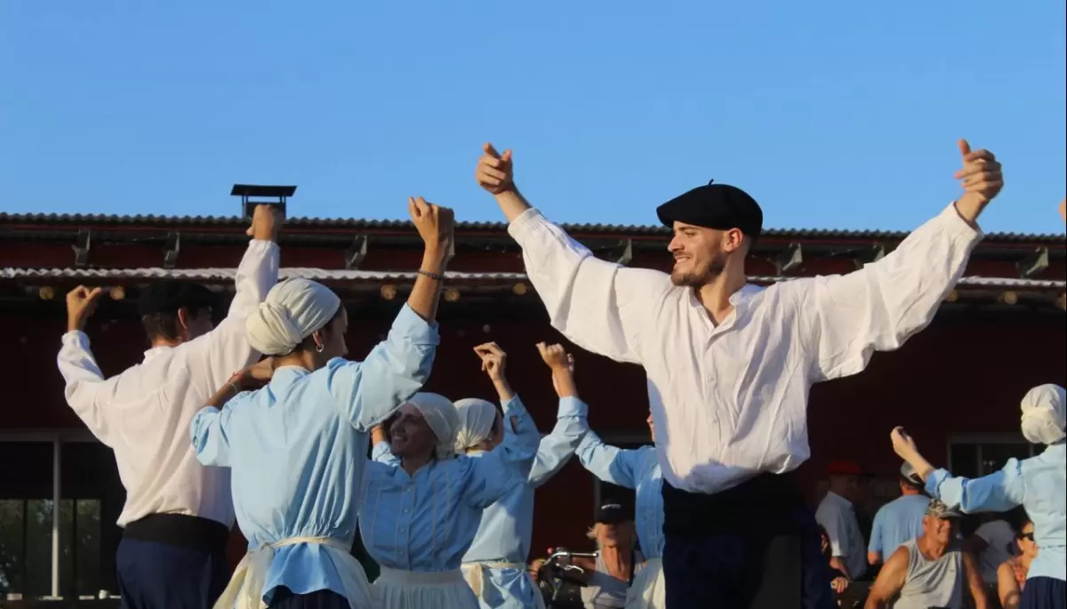 🥳 City Bell celebra la Cultura Vasca con shows en vivo y corredor gastronómico