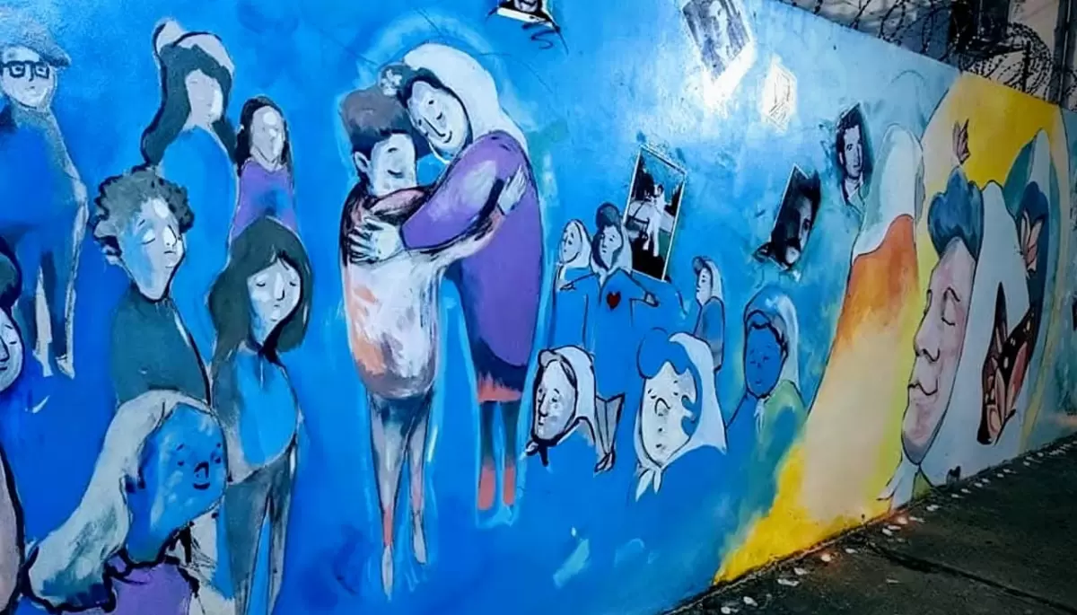 🦋 Memoria y democracia en Villa Elisa: Muestra de la UNLP para construir futuro