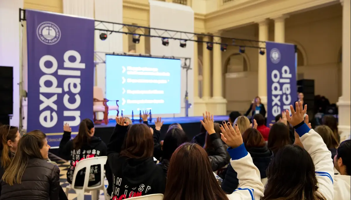 👨‍🎓 La UCALP abre las puertas del futuro: Expo 2025 en el Pasaje Dardo Rocha