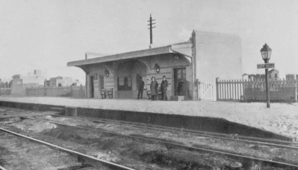 🤔 City Bell celebra 111 años reflexionando: ¿Qué futuro queremos para nuestro pasado?