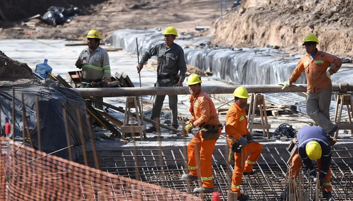 🚧 Gorina en obra: La Municipalidad ejecutará 35 calles nuevas y un puente vehicular