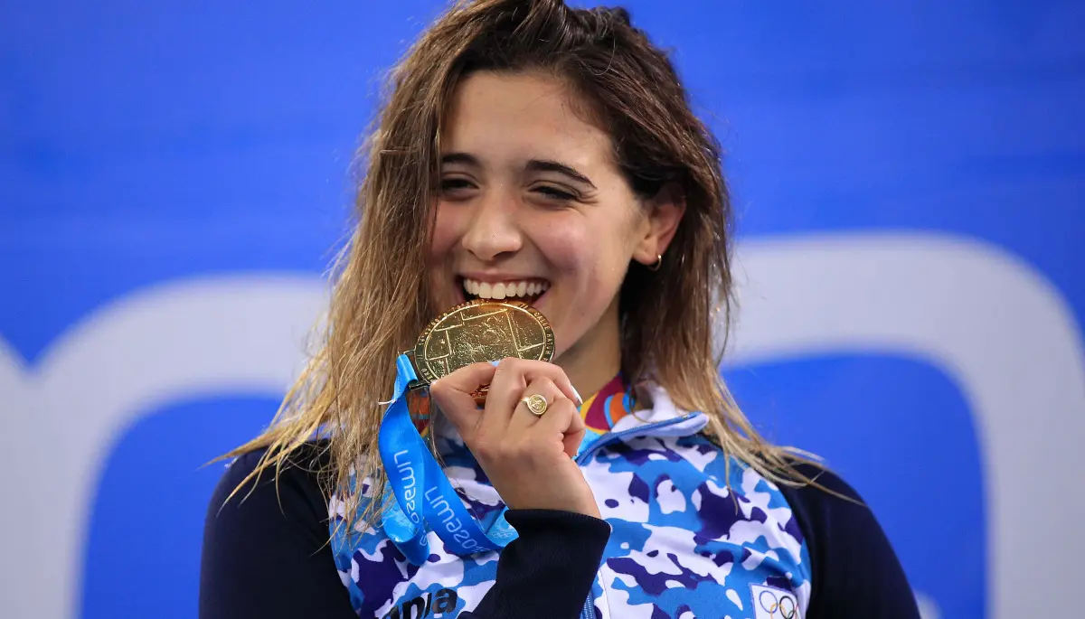 🏊‍♀️ Delfina Pignatiello en Gonnet: Natación y resiliencia en una charla inspiradora