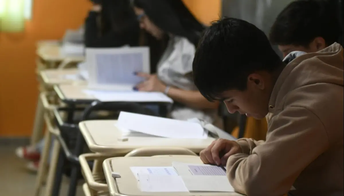 📚 Escuela de City Bell pide auxilio: Contiene a 220 alumnos sin recursos ni edificio propio