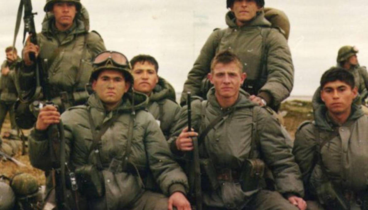 🟢 Malvinas presentes en City Bell: Excombatientes comparten sus historias en Cantilo