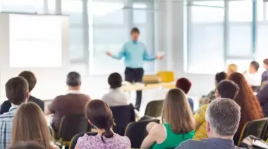 Charla informativa sobre seguridad en City Bell