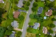 Polémica por posibles reformas desde el gobierno de Garro al Código de Ordenamiento Urbano: ¿Se viene otro barrio cerrado al borde del Arroyo Rodríguez?