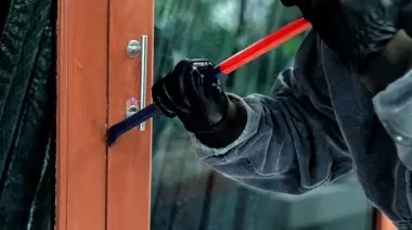 Raid delictivo en cuatro locales de City Bell: ¿Existe una zona liberada?