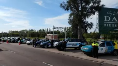 La Policía Federal se sumó a los controles en City Bell y Villa Elisa