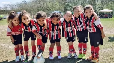 ⚽ Las Cicloncitas de City Bell no se achican: "Tenemos muchas futuras figuras"